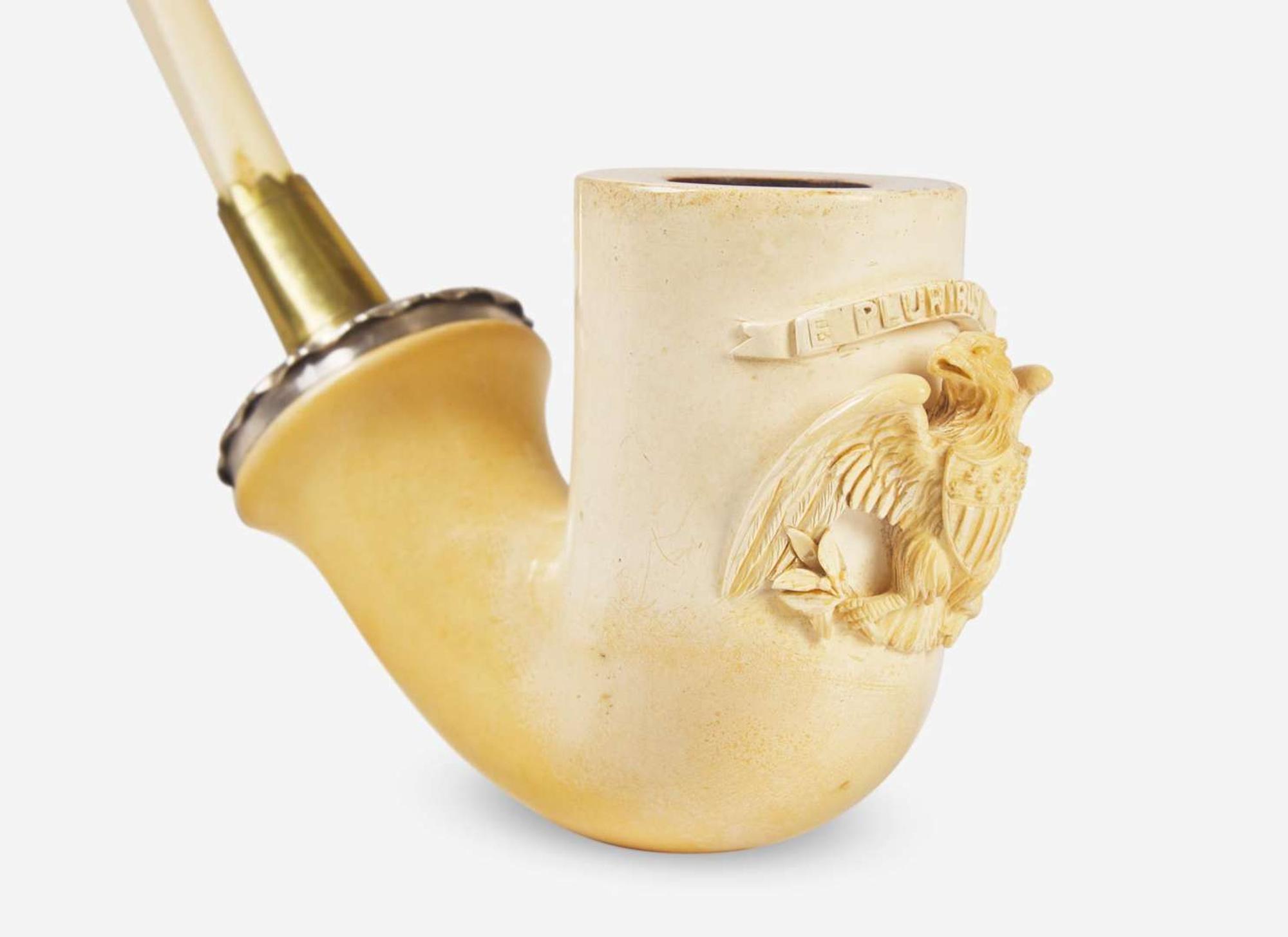 A carved Meerschaum pipe, 19th century