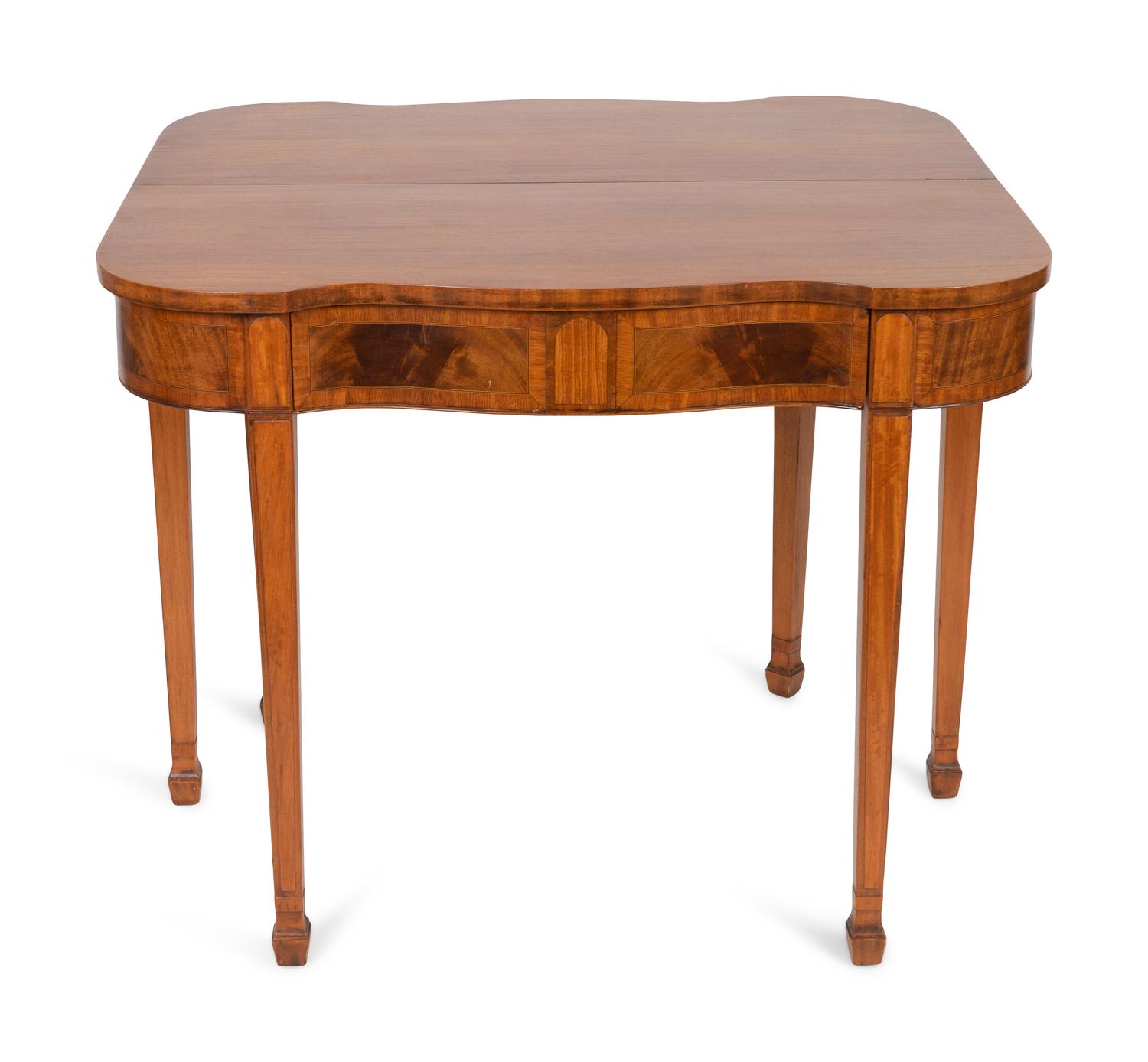 An American Federal Style Crossbanded Mahogany and Veneered Card Table