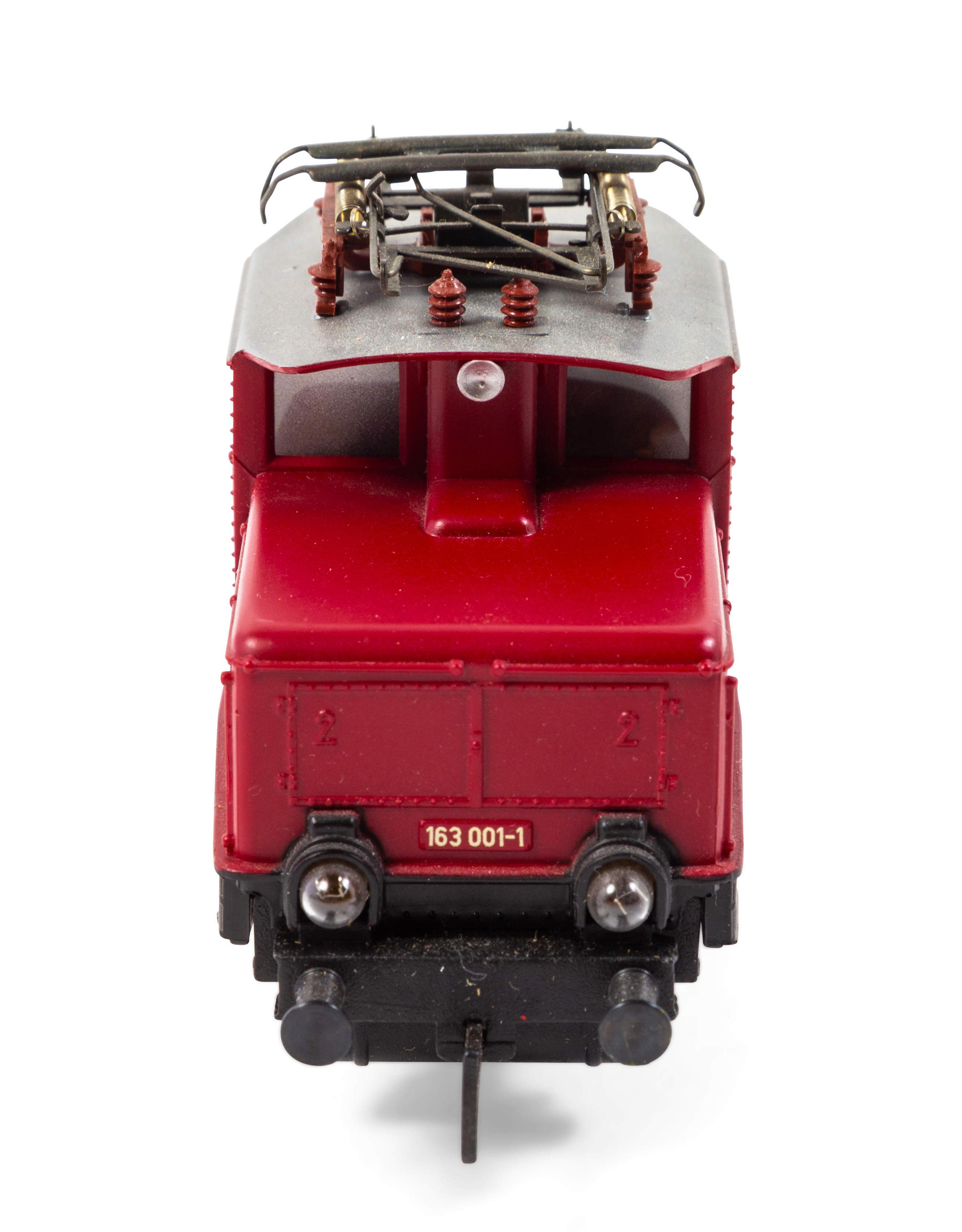 A Polychrome DB HO-Gauge 'Yard Switcher' Locomotive