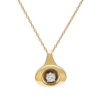 DIAMOND AND YELLOW GOLD PENDANT NECKLACE