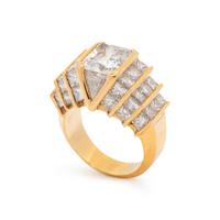 DIAMOND RING
