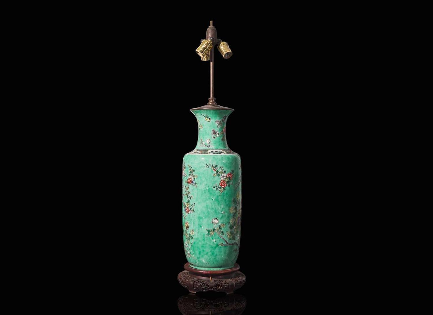 A Chinese famille verte vase, now mounted as a lamp, the vase late 19th/20th Century 硬彩棒槌瓶嵌檯燈 十九世紀晚至二十世紀初