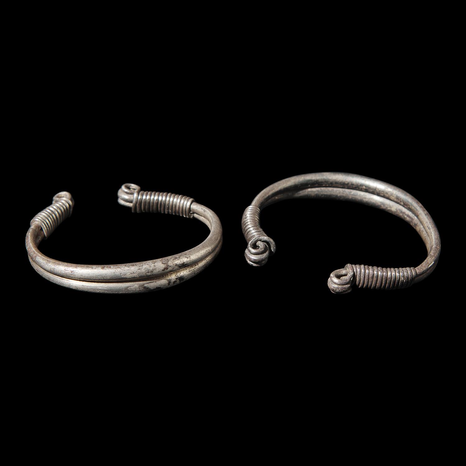 Three Pairs of Chinese Silver Bracelets, Late Qing Dynasty-Republic Period 晚清-民國 銀鐲三對