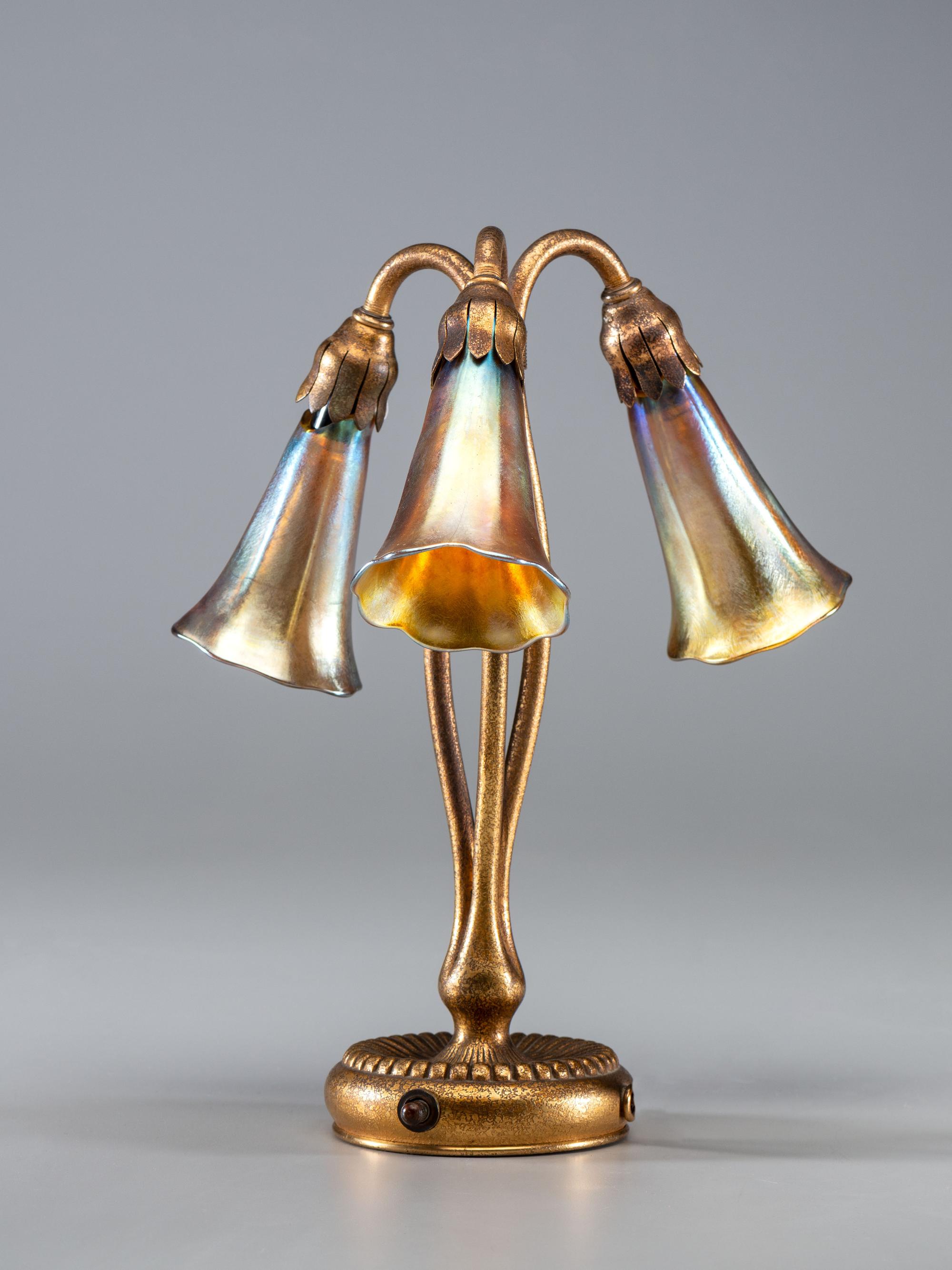 Three-Light Lily Lamp