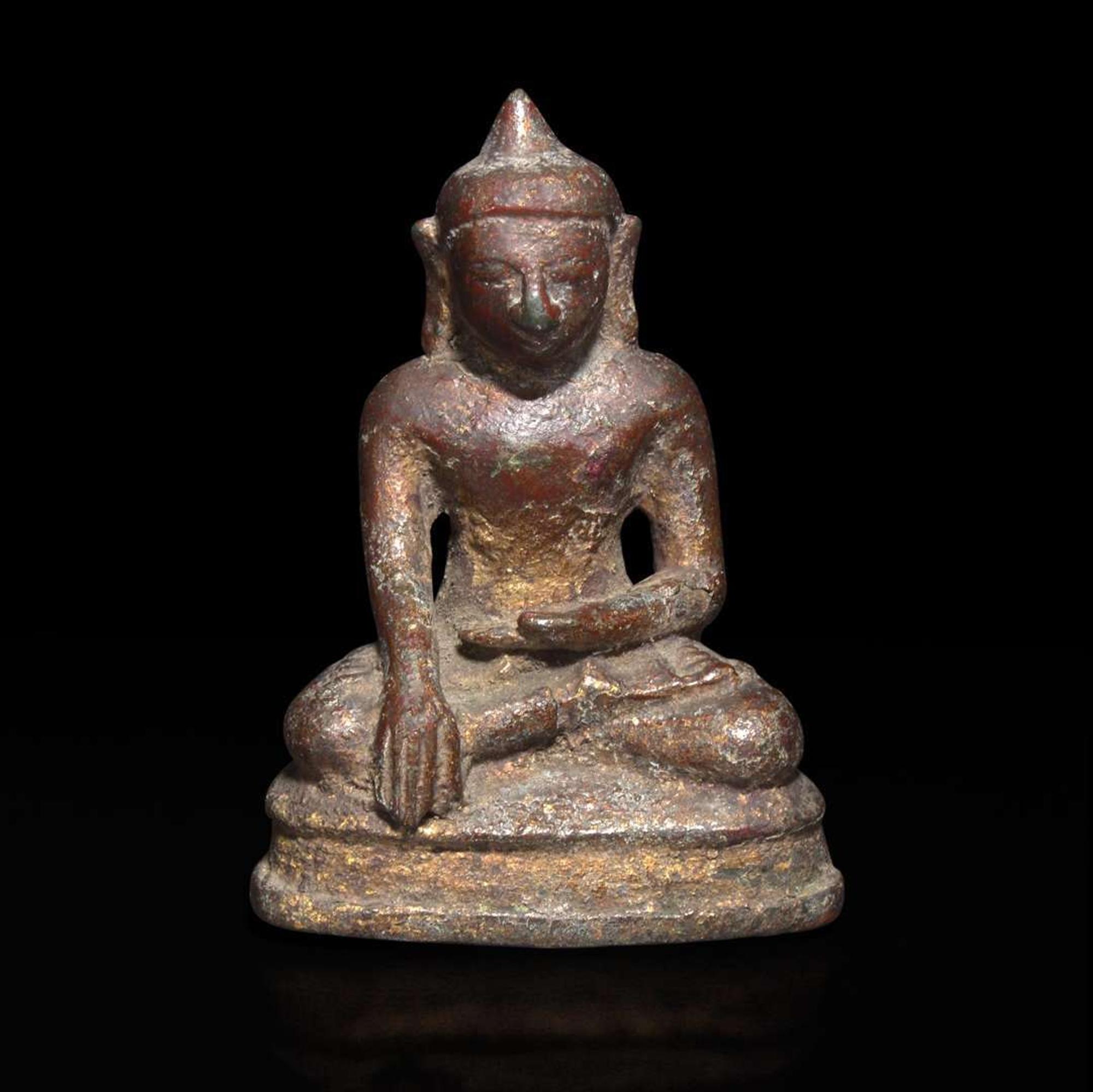 A small Burmese bronze Buddha 缅甸铜佛造像 18th century or earlier ???????