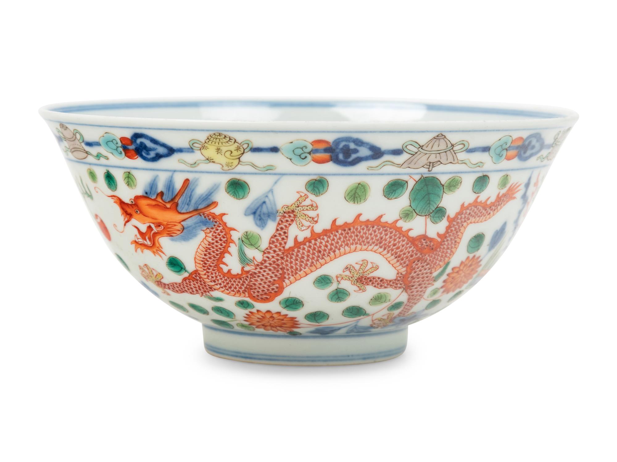 A Wucai Porcelain 'Dragon and Phoenix' Bowl