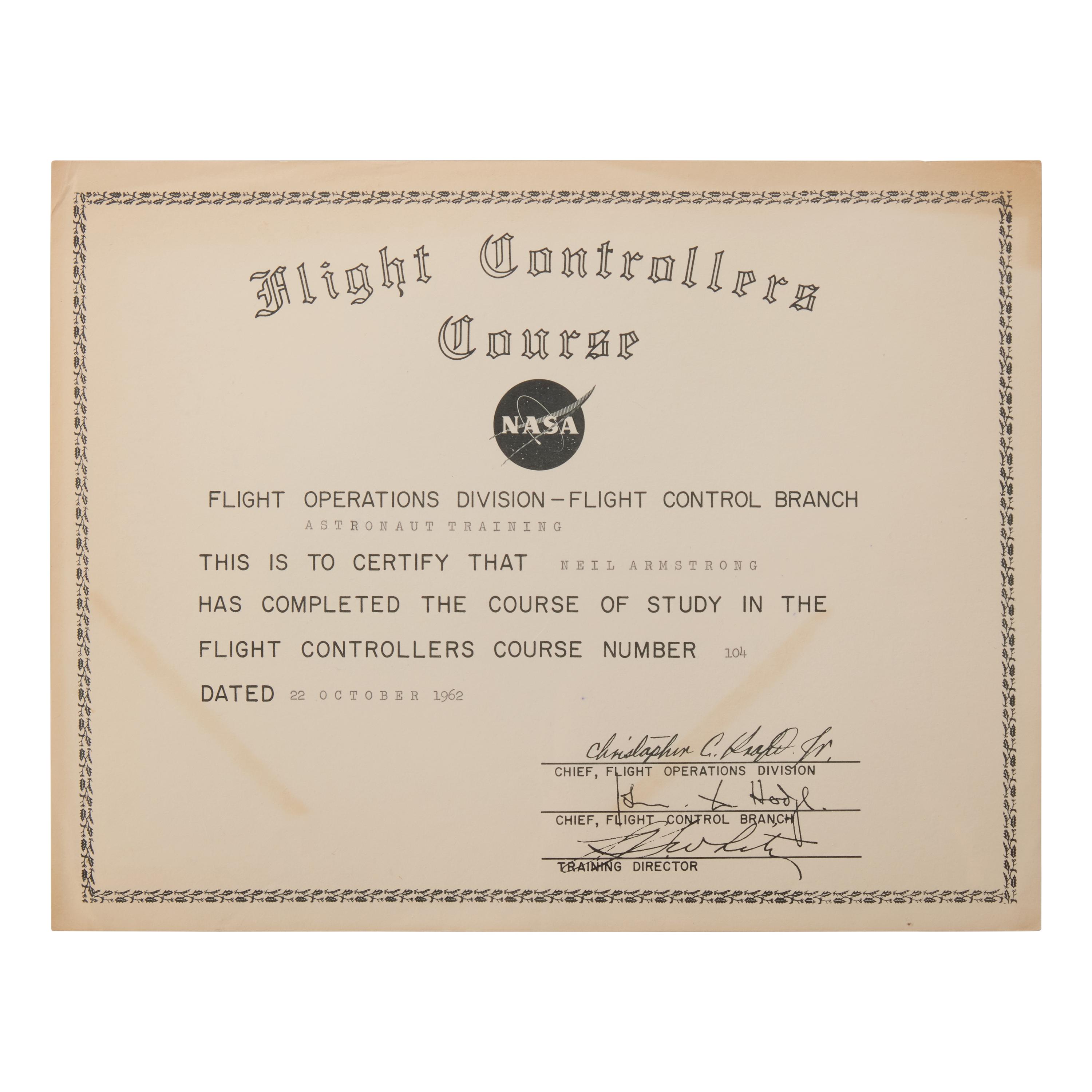 [Space] Neil Armstrong's 1962 Astronaut Training Certification in the Flight Controllers Course, from the Armstrong Family Collection