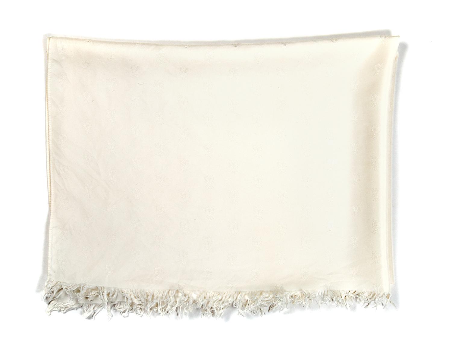 An Hermès Cream Wool and Silk Jacquard Scarf, 55.5" x 35".