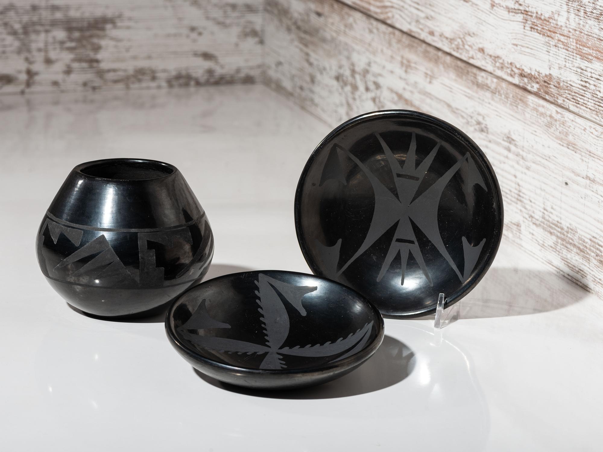 Blackware Pottery 1943-1956