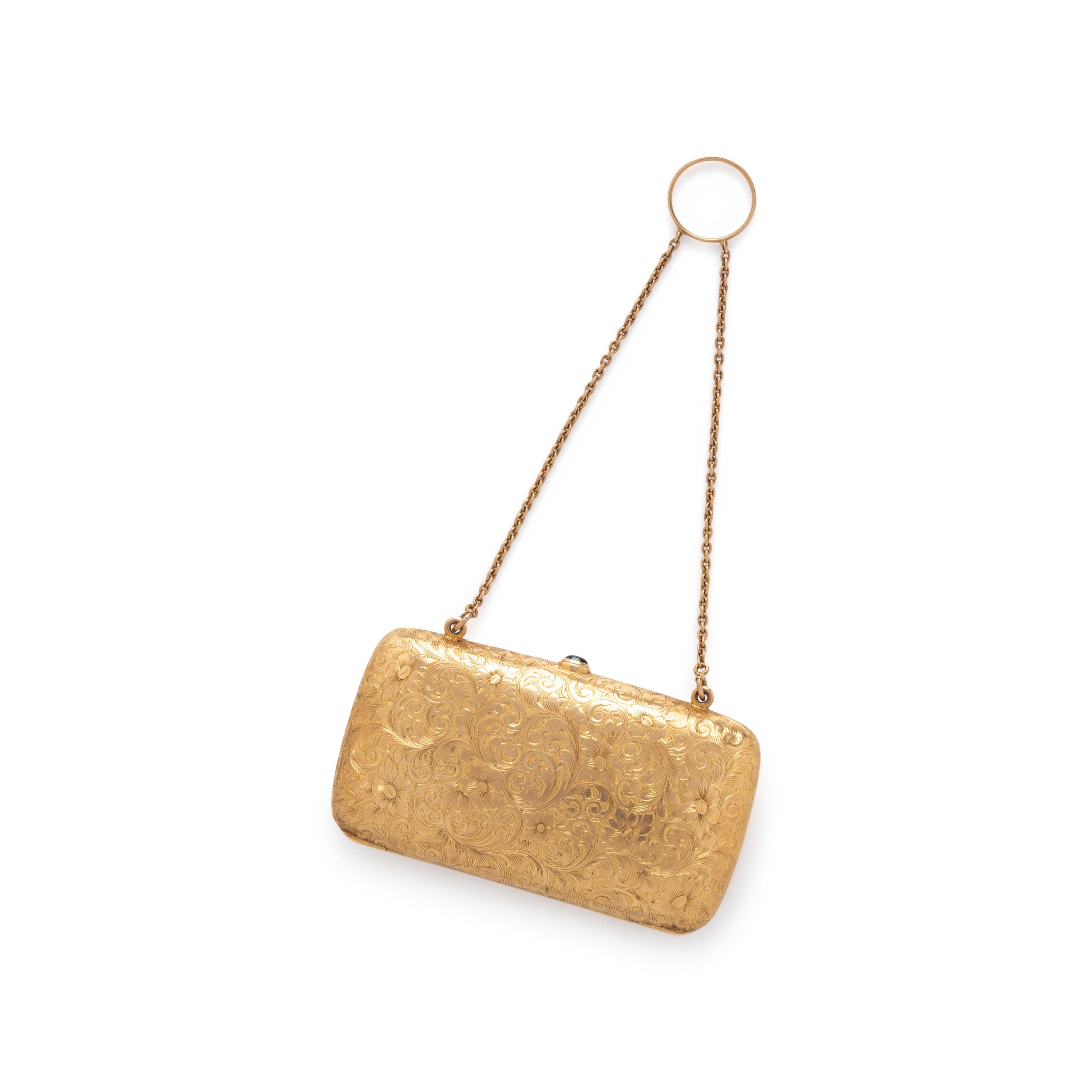 GILDED AGE, YELLOW GOLD AND SAPPHIRE PURSE