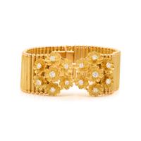 YELLOW GOLD AND DIAMOND FLORAL BRACELET