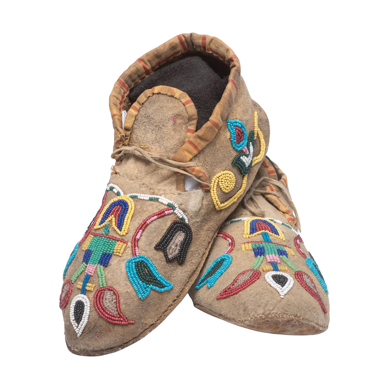 Plateau Beaded Hide Moccasins