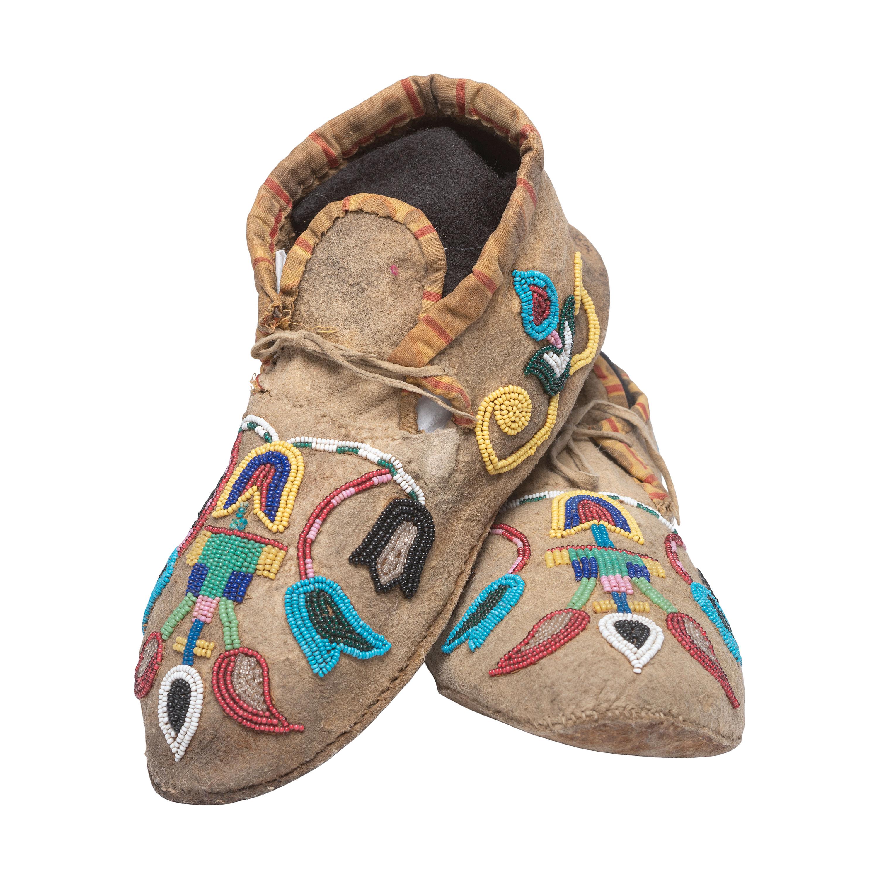 Plateau Beaded Hide Moccasins