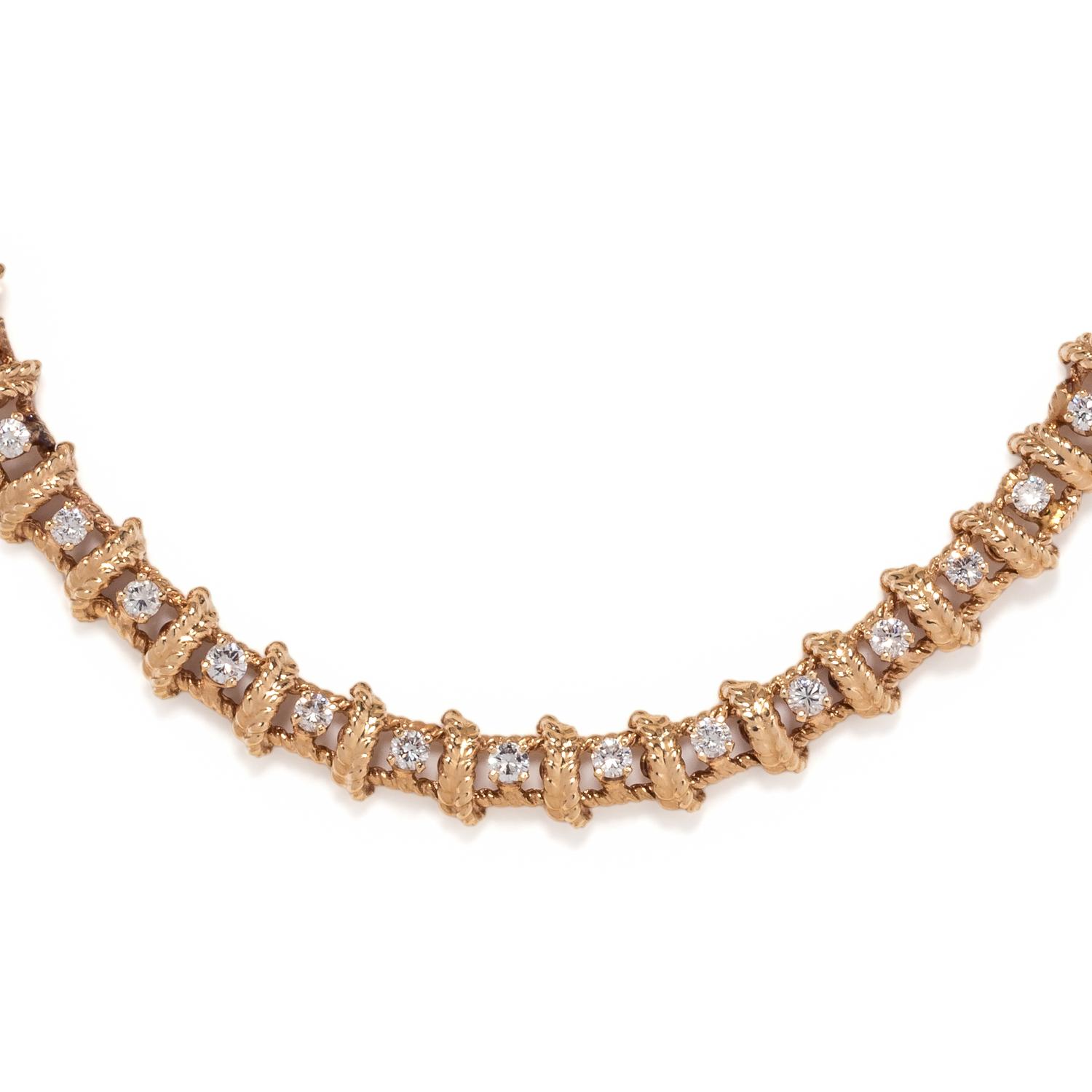 YELLOW GOLD AND DIAMOND NECKLACE