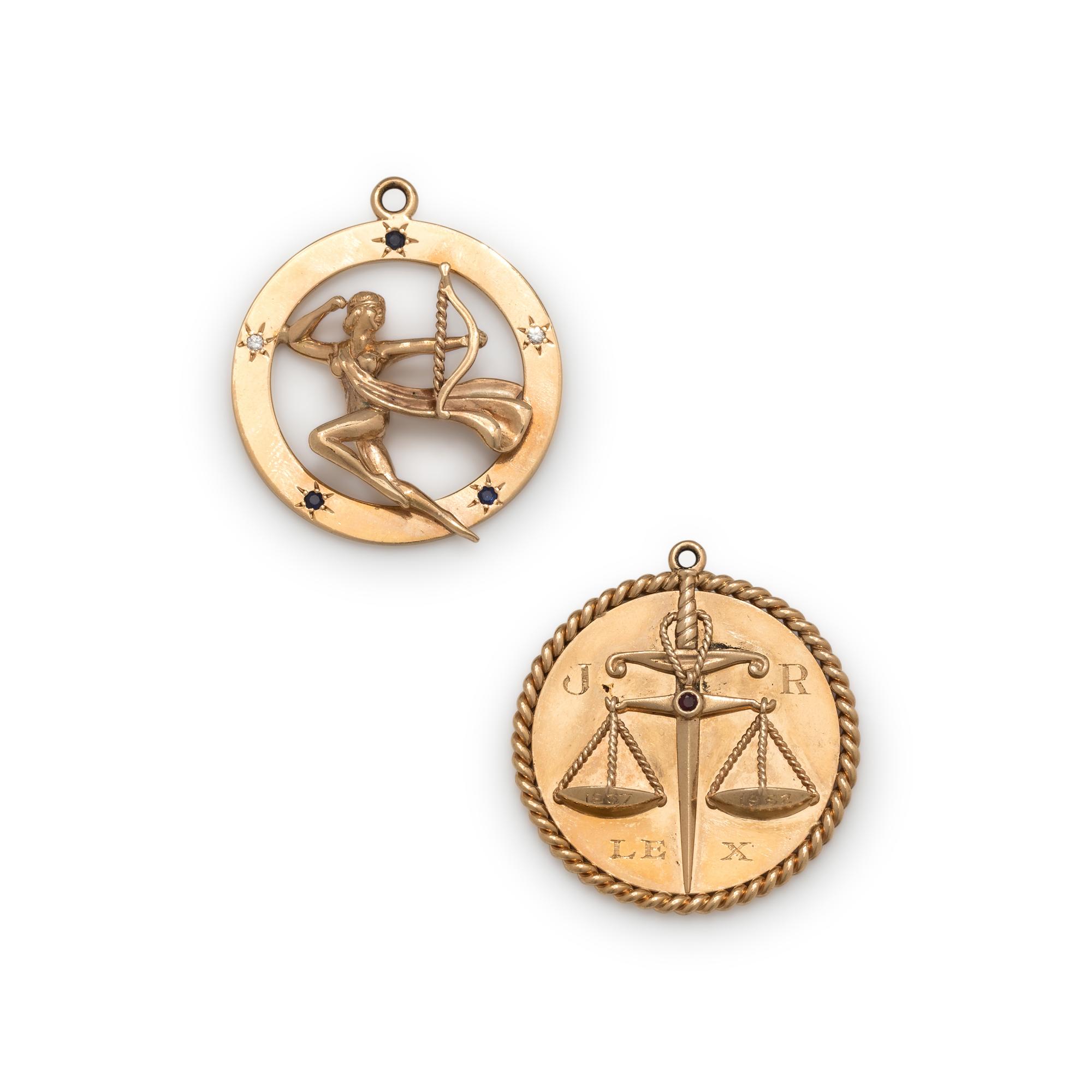 COLLECTION OF YELLOW GOLD ZODIAC CHARMS