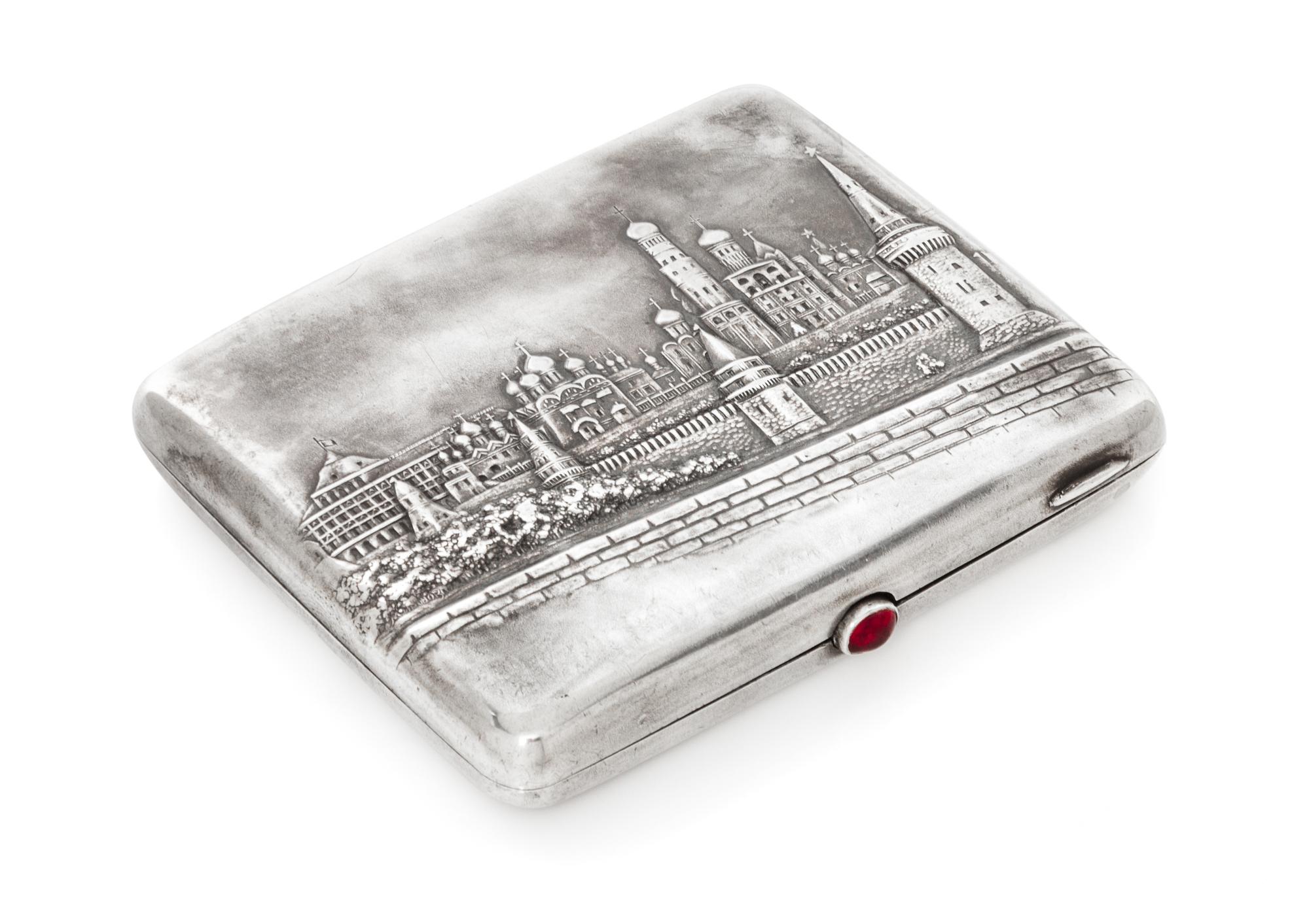A Russian Niello Silver Cigarette Case, Mark of a Jewelers Artel, Moscow, 20th century, the lid worked to show the Kremlin viewed from