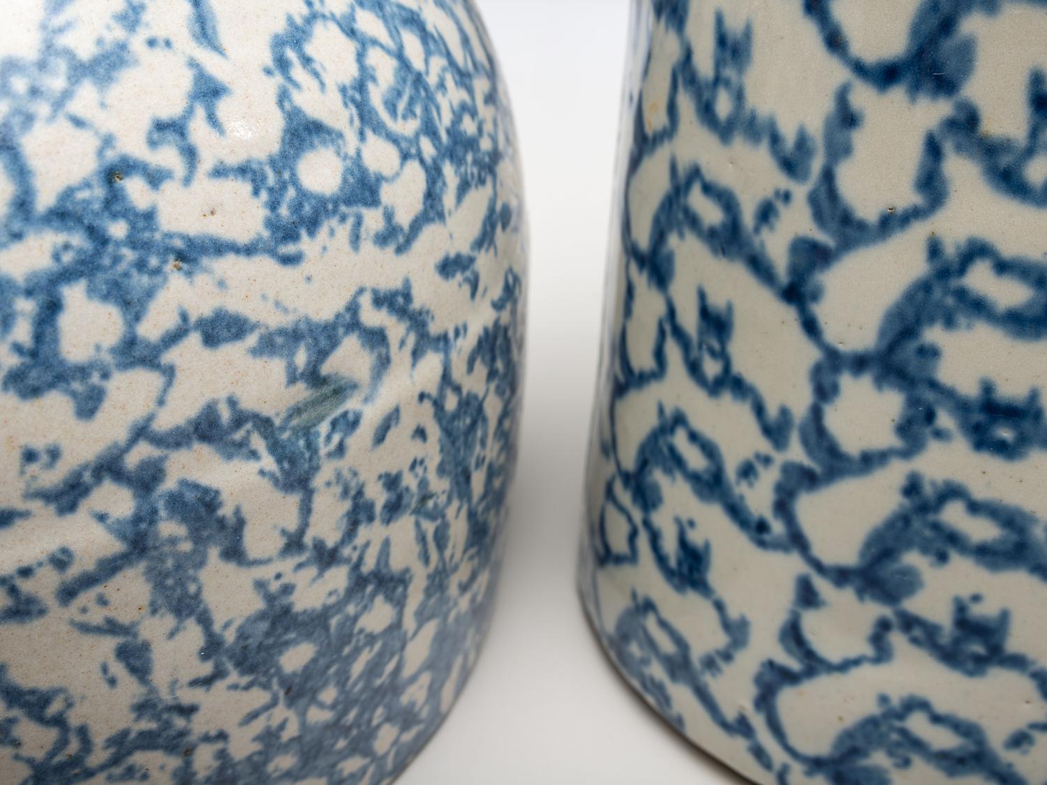 Seventeen Spongeware Table Articles