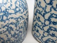 Seventeen Spongeware Table Articles