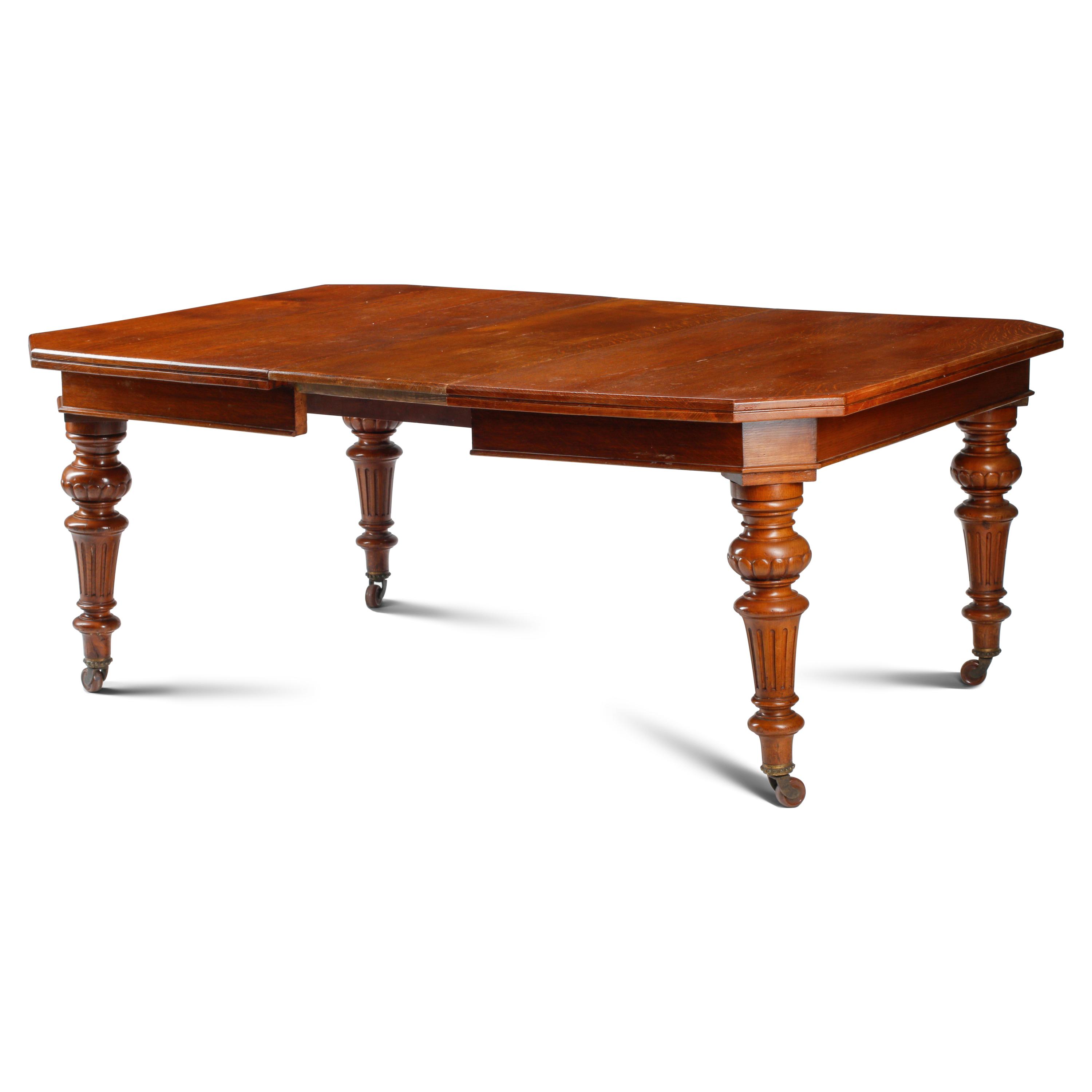 A William IV Oak Mechanical Extension Dining Table