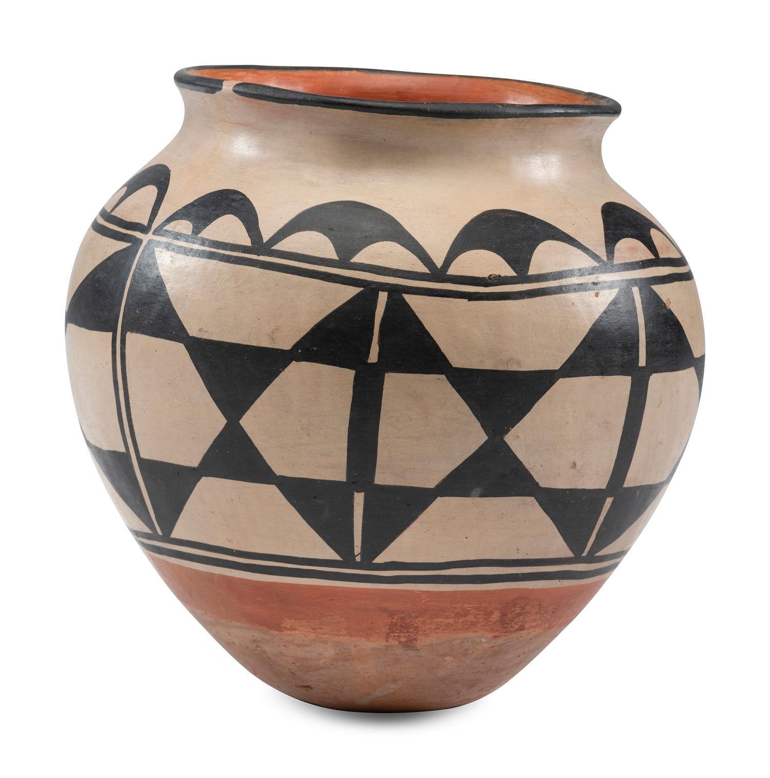 Kewa Pottery Jar