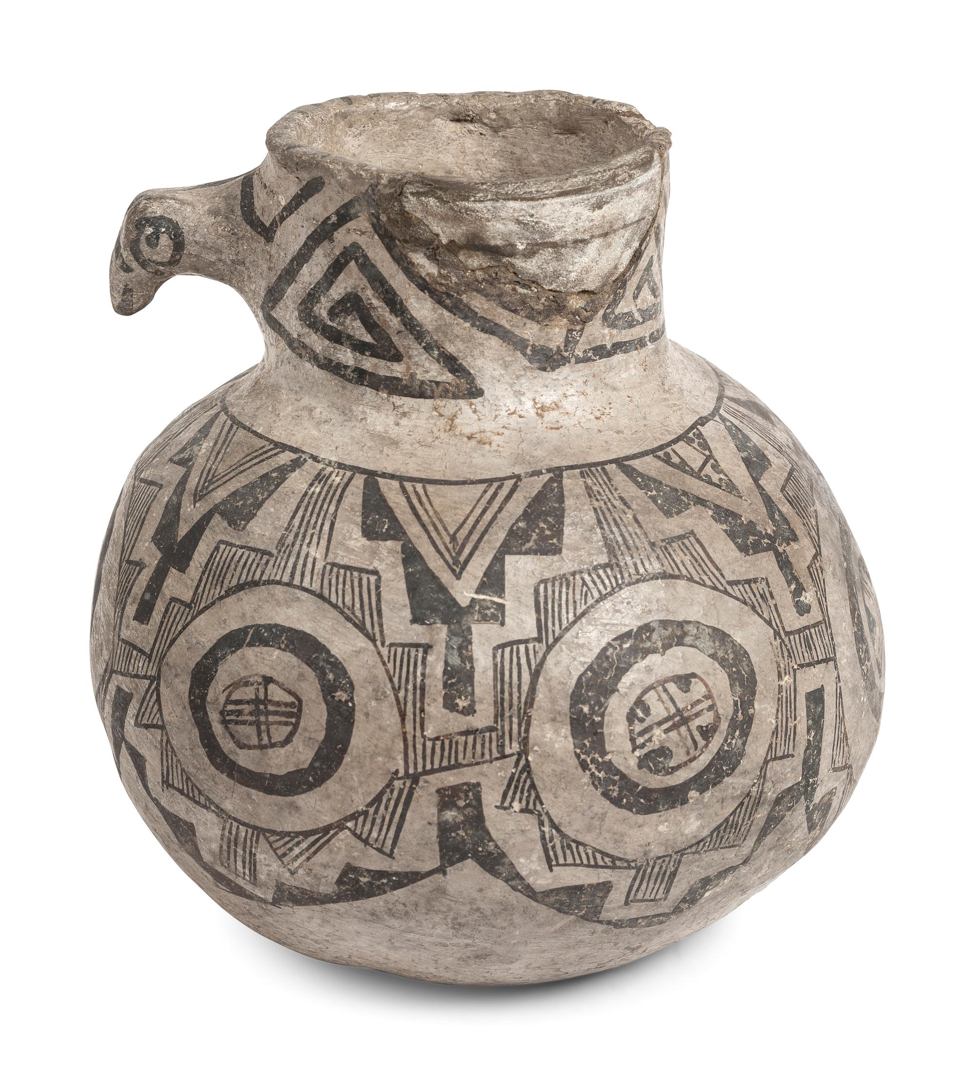 Anasazi Pottery Jar, with Ram Effigy