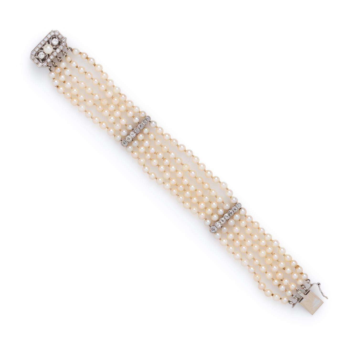 CULTURED PEARL AND DIAMOND BRACELET