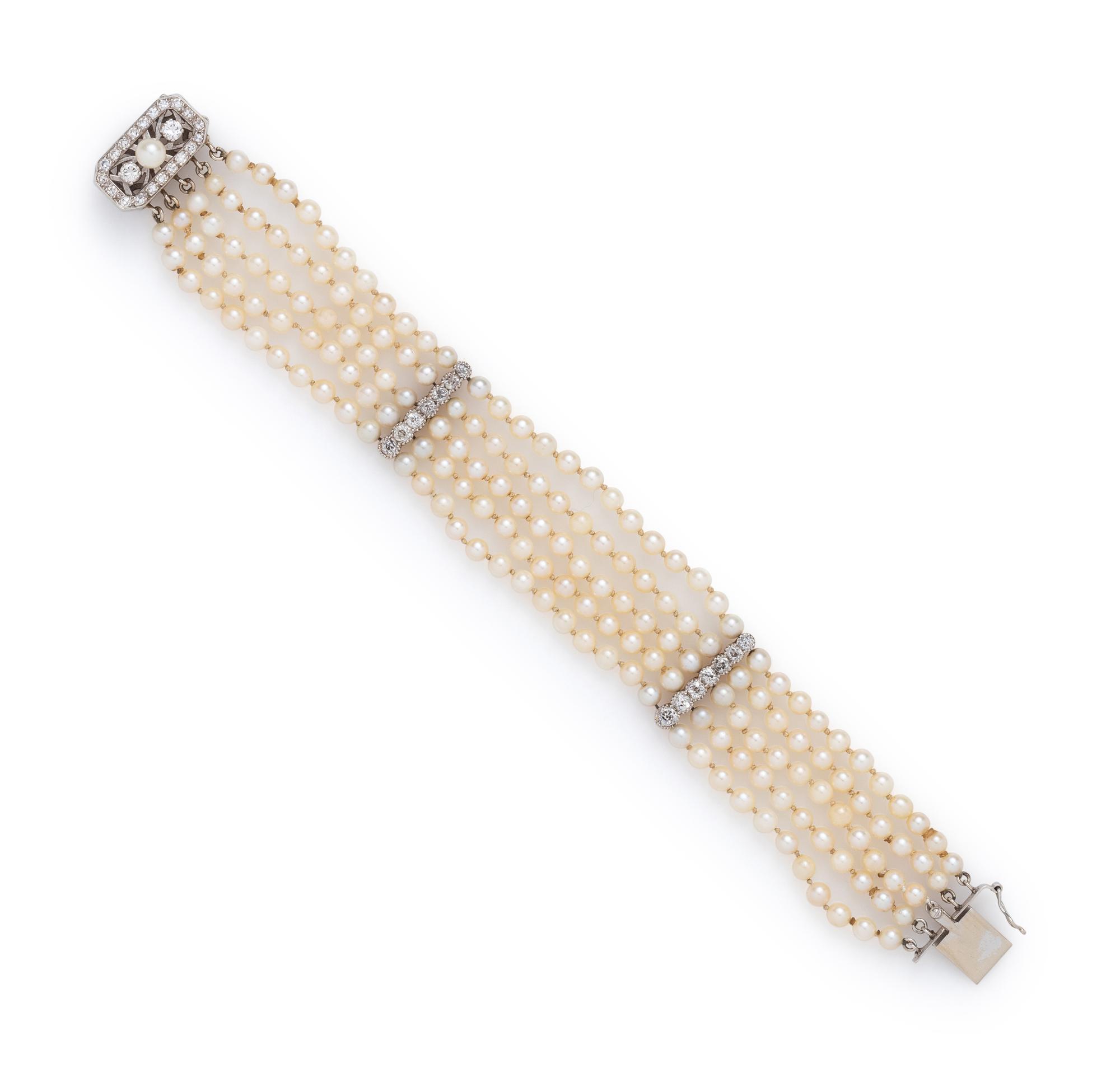 CULTURED PEARL AND DIAMOND BRACELET