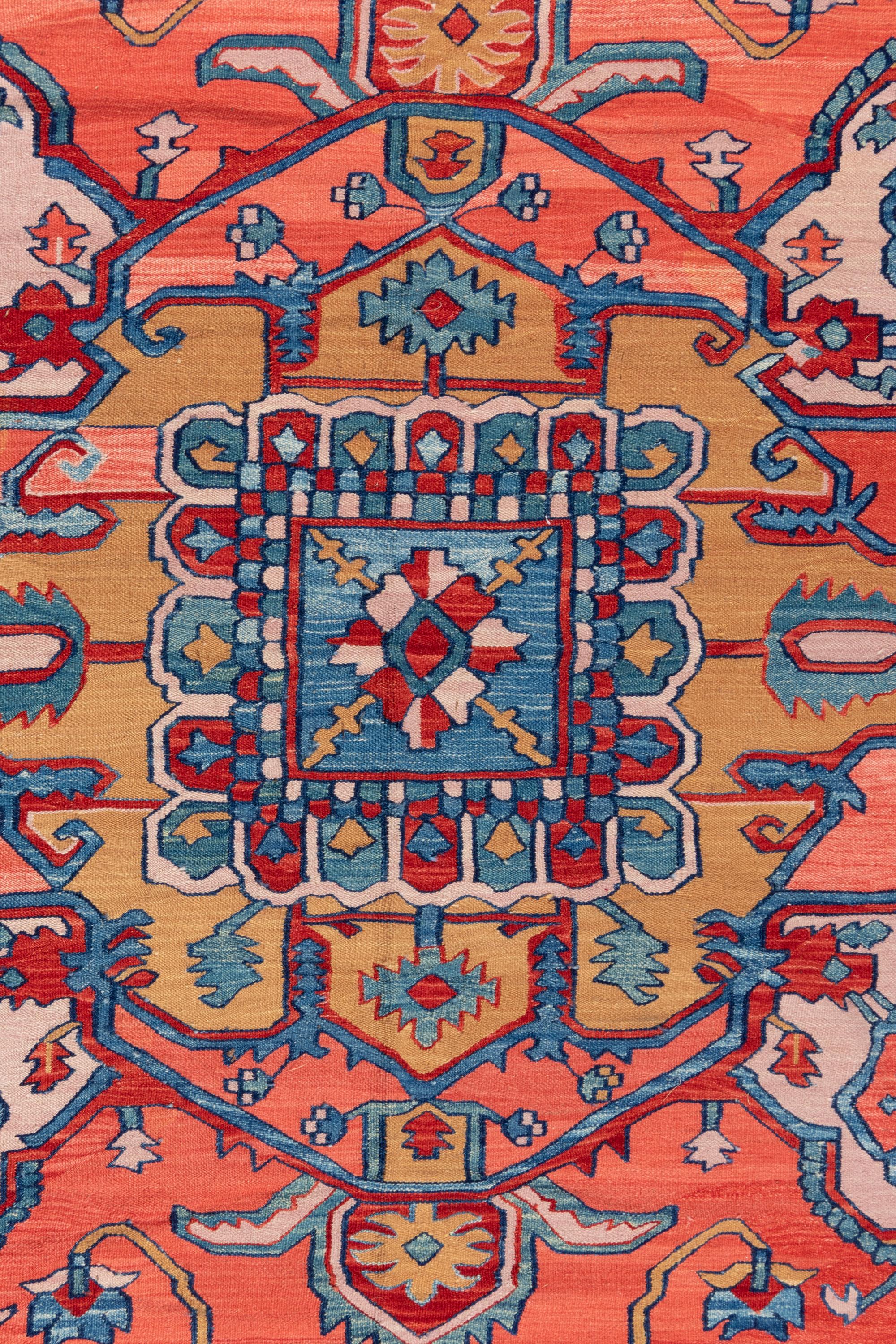 A Serapi Design Flatweave Wool Rug