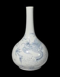 A Korean Blue and White Porcelain 'Dragon' Bottle Vase