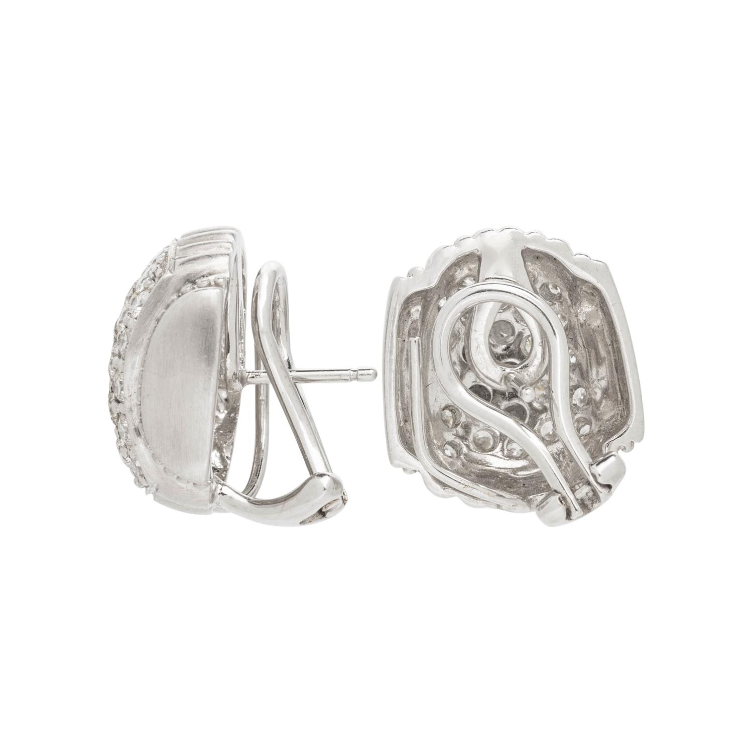 JUDITH RIPKA, WHITE GOLD AND DIAMOND EARCLIPS