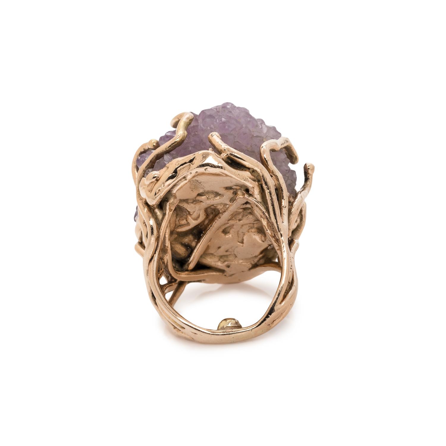 YELLOW GOLD AND AMETHYST CRYSTAL RING