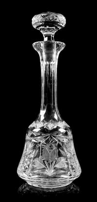 An American Brilliant Period Etched and Cut Glass Decanter Height 14 1/2 inches. — LATE 19TH CENTURY