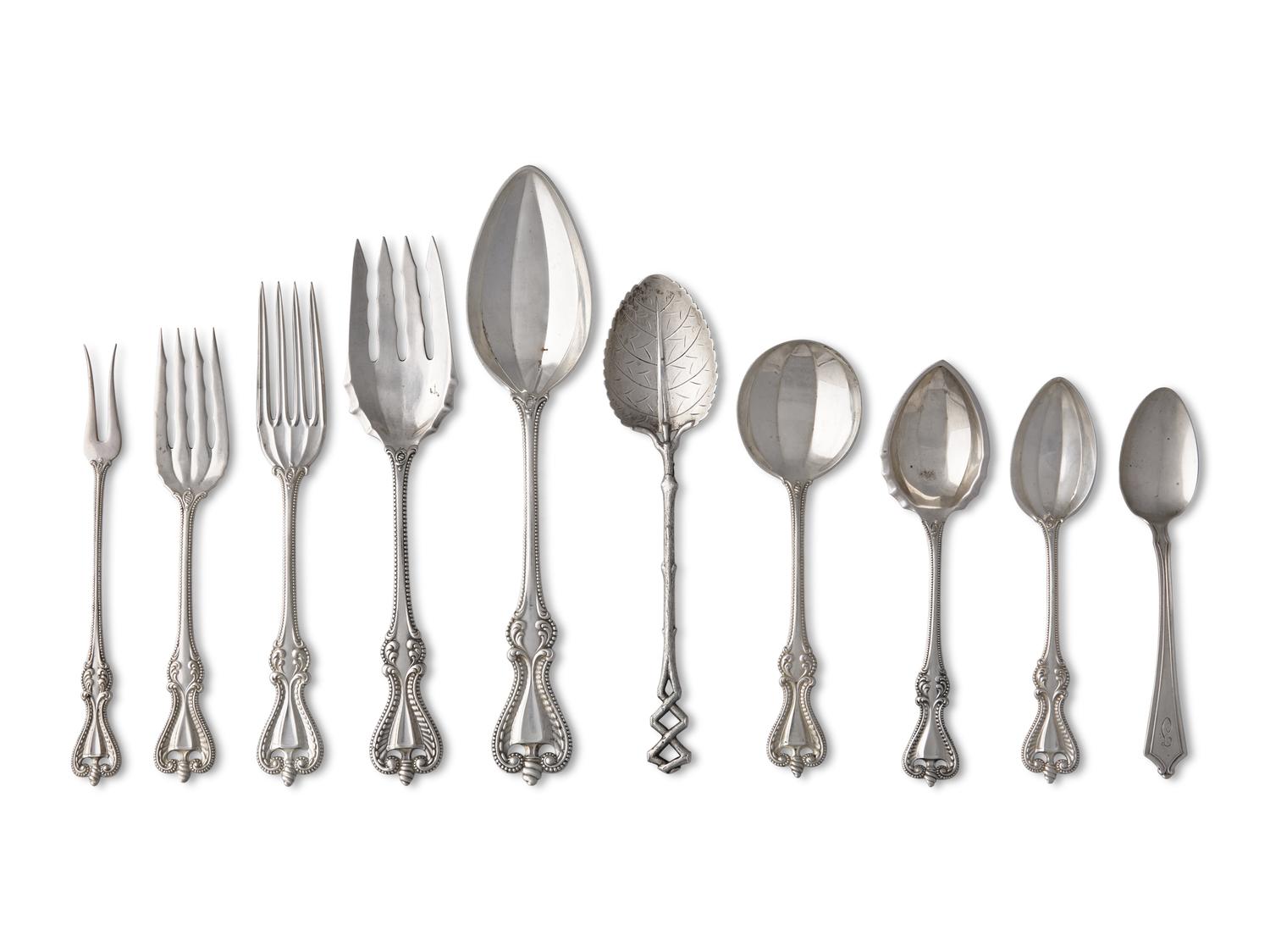 An Assembled American Silver Flatware Service