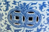 A Chinese Export Porcelain Garden Seat