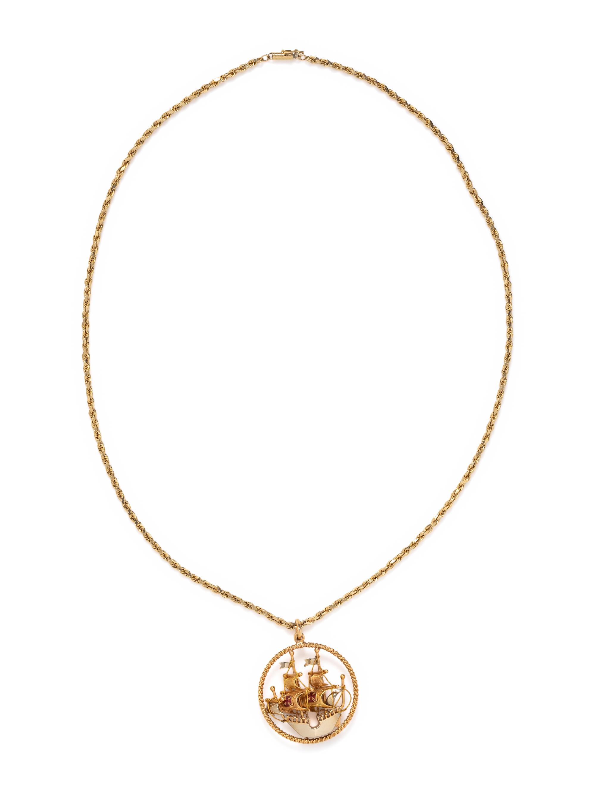 YELLOW GOLD SAILBOAT PENDANT/NECKLACE