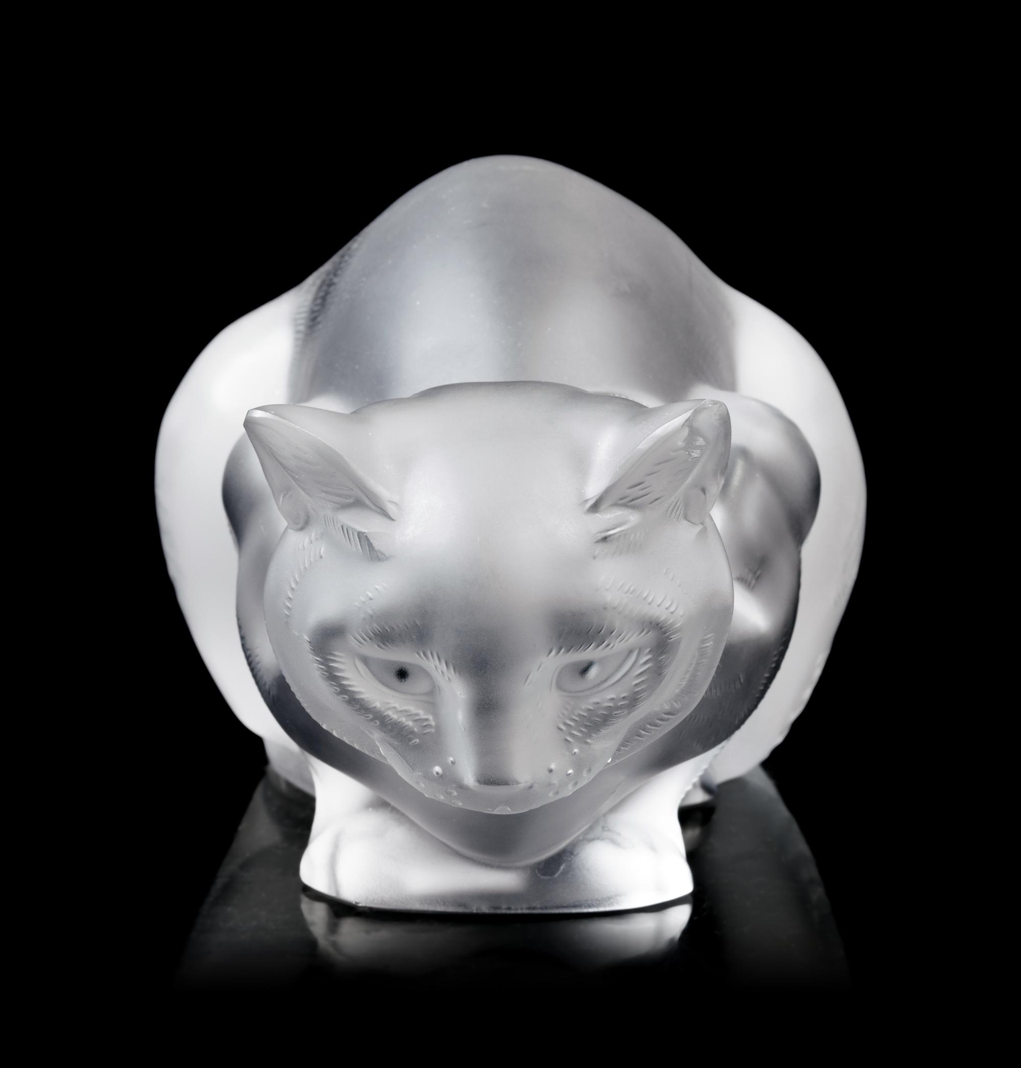 A Lalique Chat Couché Figure