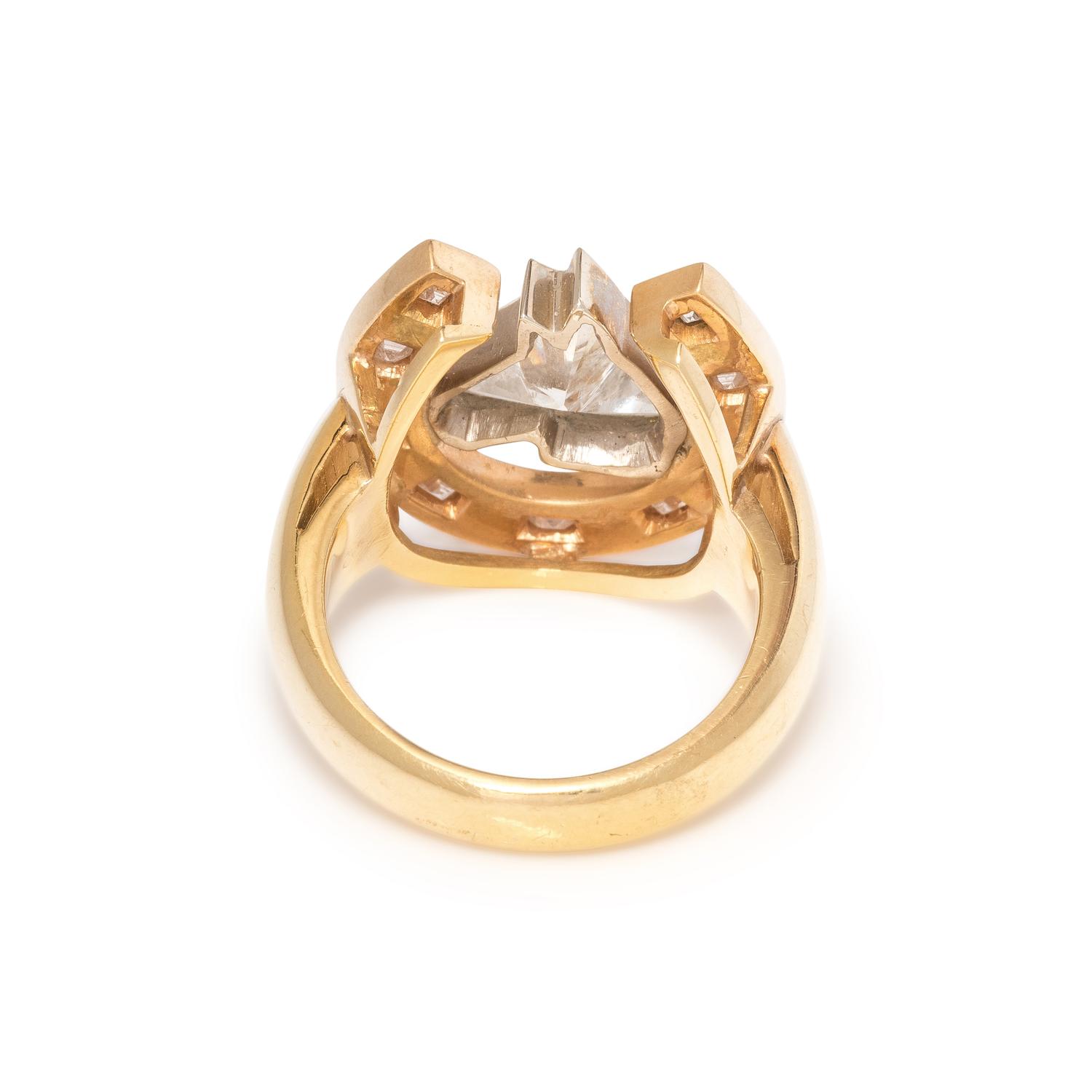 HORSE DIAMOND RING
