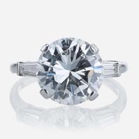 A Ladies Diamond and Platinum Ring 5.44 Carat Round Brilliant Diamond, GIA Certified