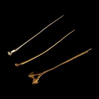 Three Chinese Gold Hairpins, Tang-Ming Dynasty 唐-明 金並頭釵一支及一點油金簪兩支