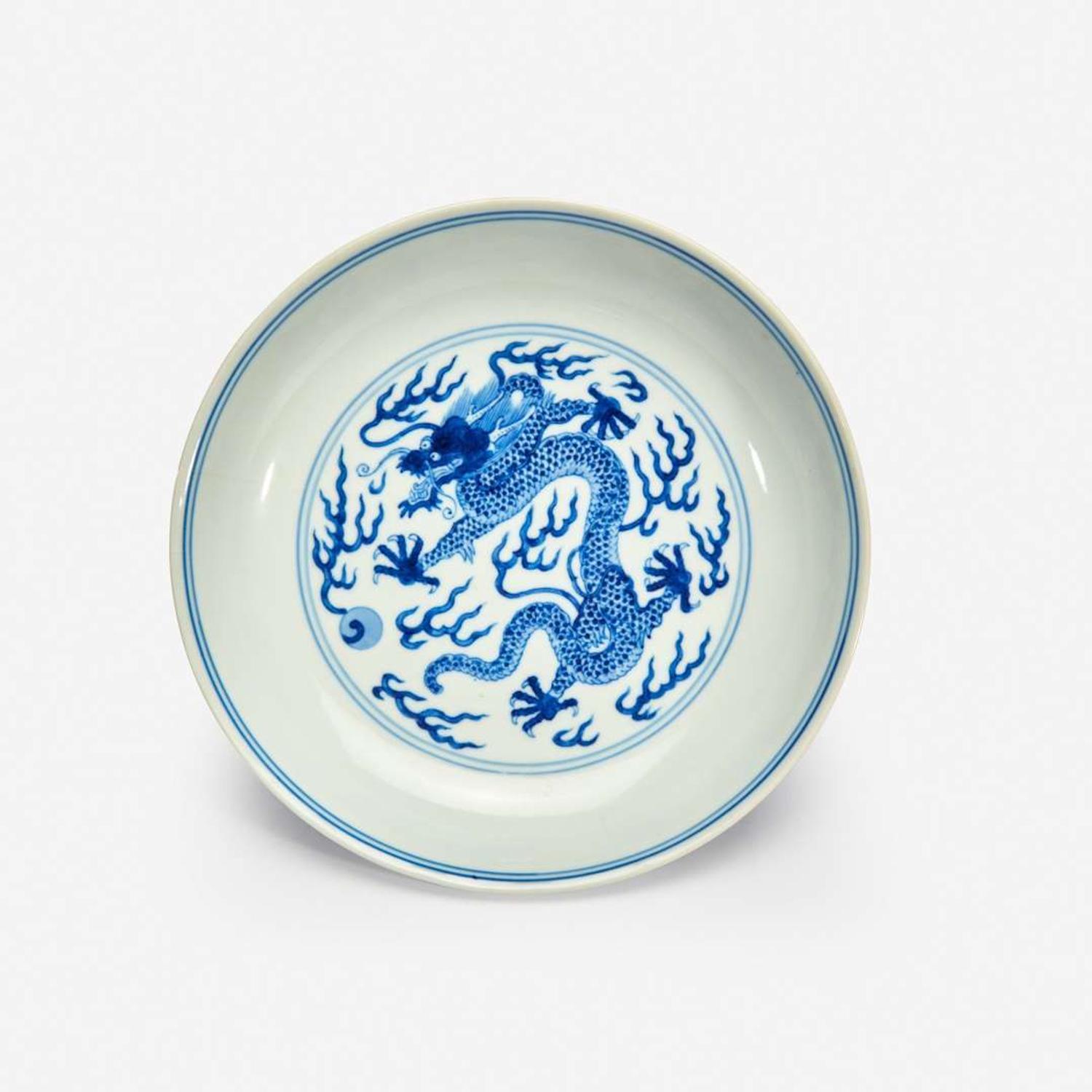 A Chinese blue and white porcelain “Dragon” dish 青花龙纹洗 Qianlong six-character seal mark and of the period ????? ? ??