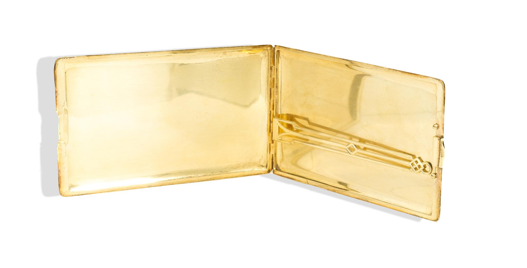 RETRO, YELLOW GOLD CASE