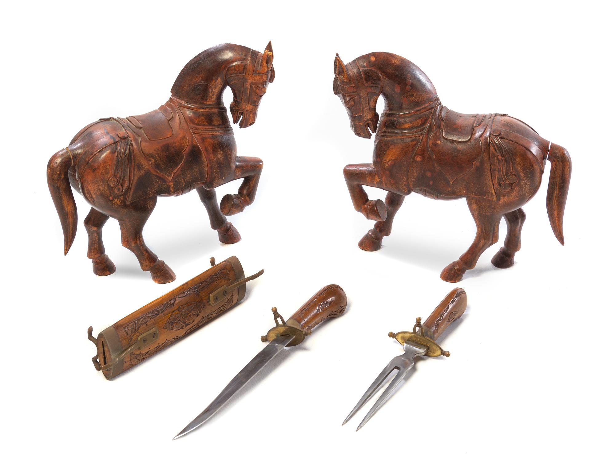 A Group of Southeast Asian Decorative Articles 20TH CENTURY…