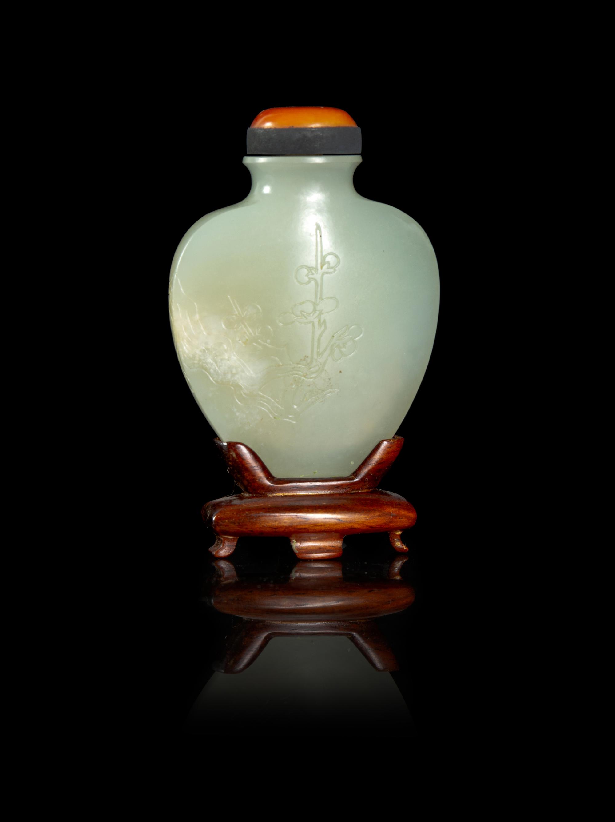 A Pale Celadon Jade Snuff Bottle