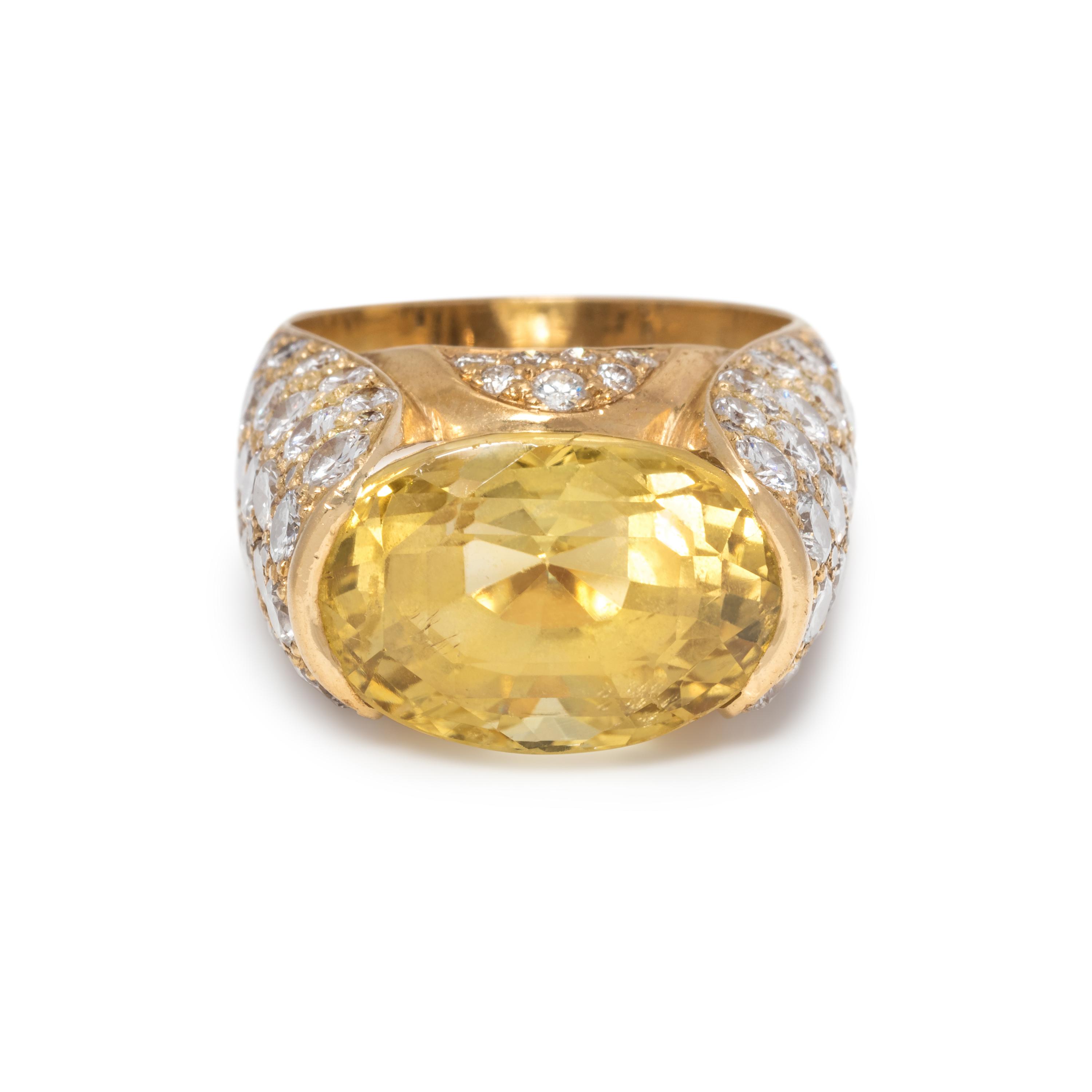YELLOW SAPPHIRE AND DIAMOND RING