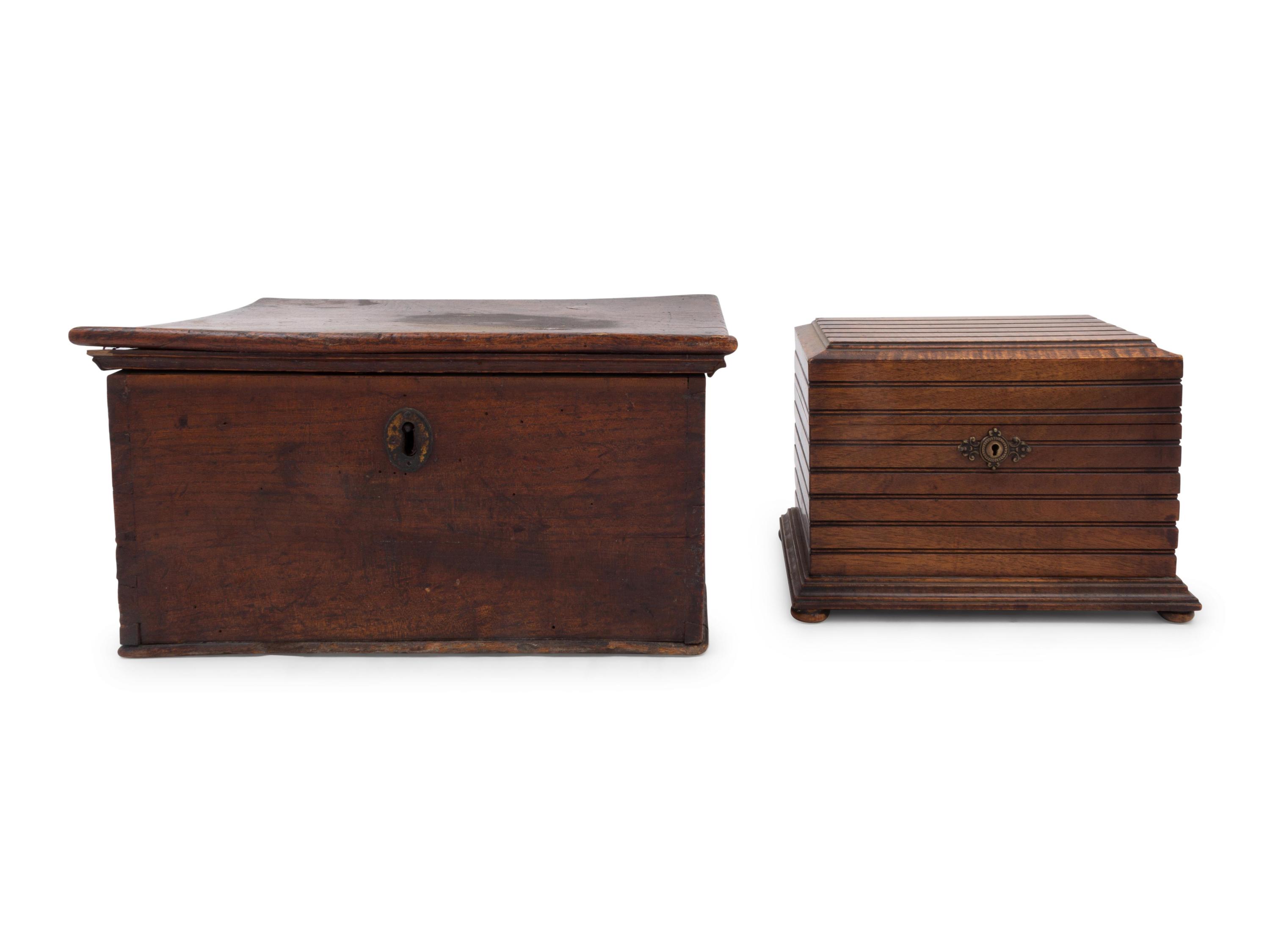 A Collection of Wooden Table Articles