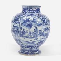 A Chinese blue and white porcelain jar 青花罐 17th century ????