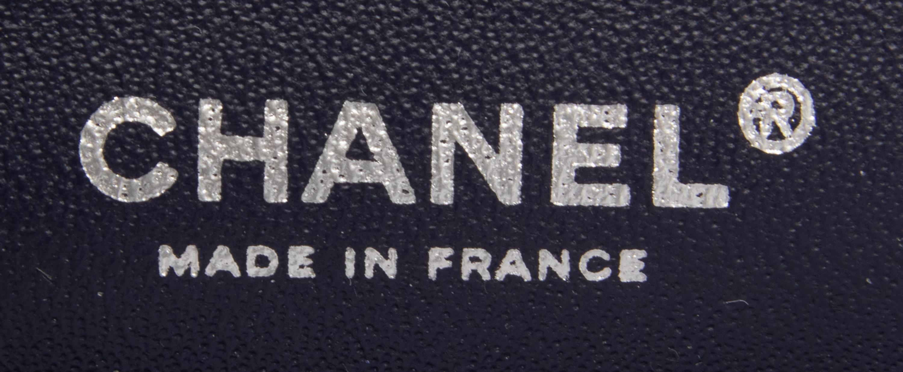 CHANEL, NAVY PATENT DOUBLE FLAP BAG