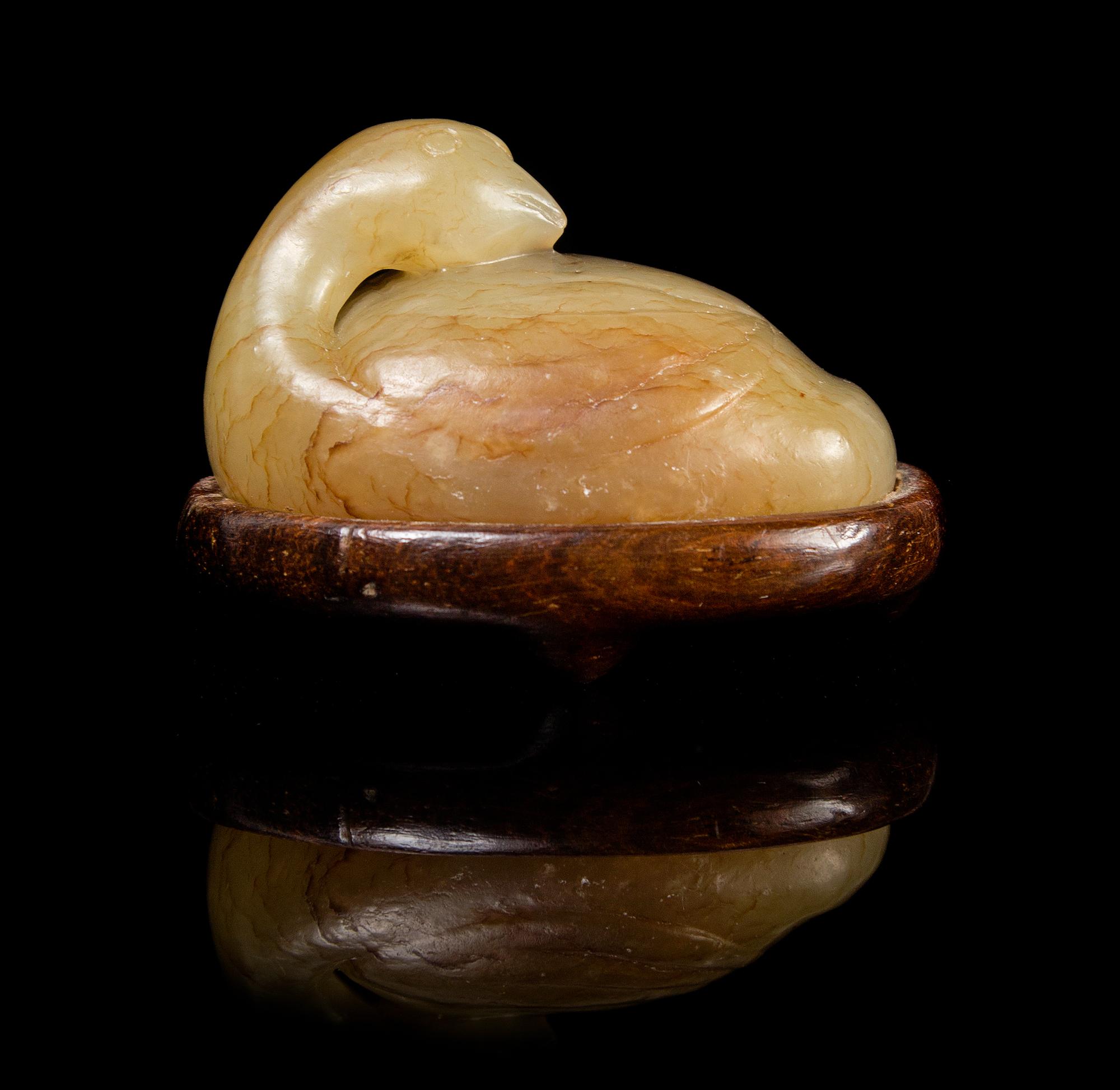 A Chinese Yellow Jade Toggle SONG/MING DYNASTY Height 7/8 x width 1 5/8 inches. — SONG/MING DYNASTY