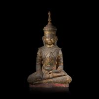 A Burmese Embellished and Gilt-Lacquered Wood Seated Buddha, 19th to Early 20th Century — 十九-二十世紀初 緬甸金漆木坐佛
