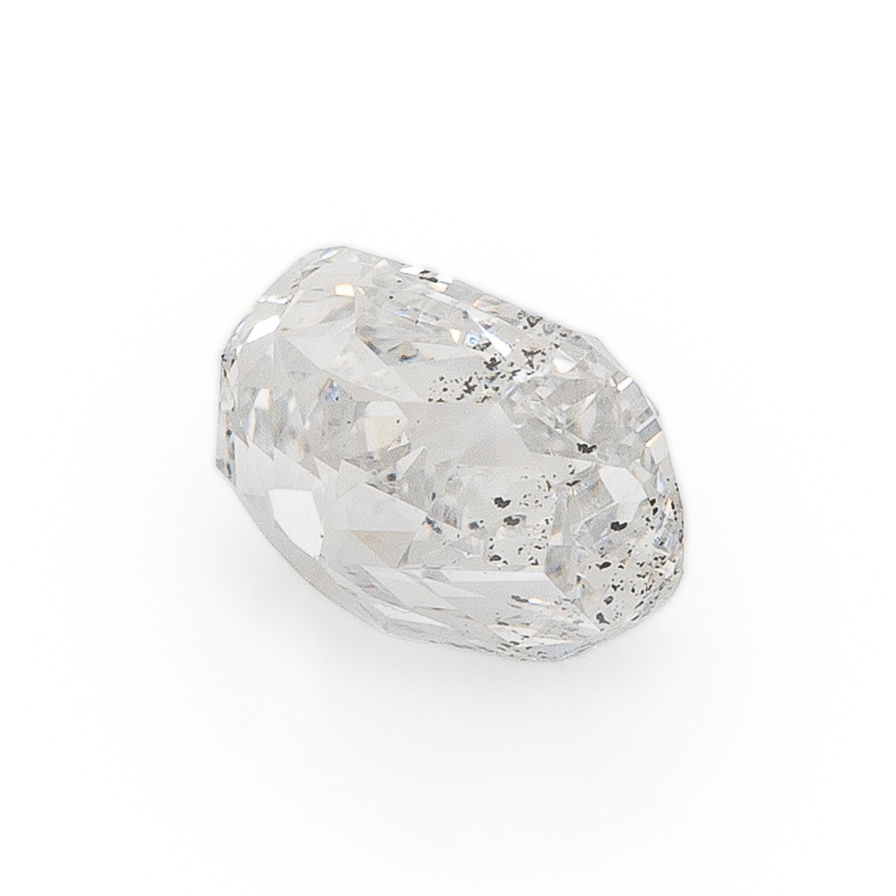 Fancy Light Grayish Blue Diamond